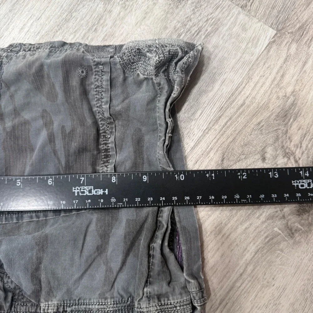 American Eagle Outfitters Camo Cargo Mini Skirt Gray Ripstop Size 2 Utility